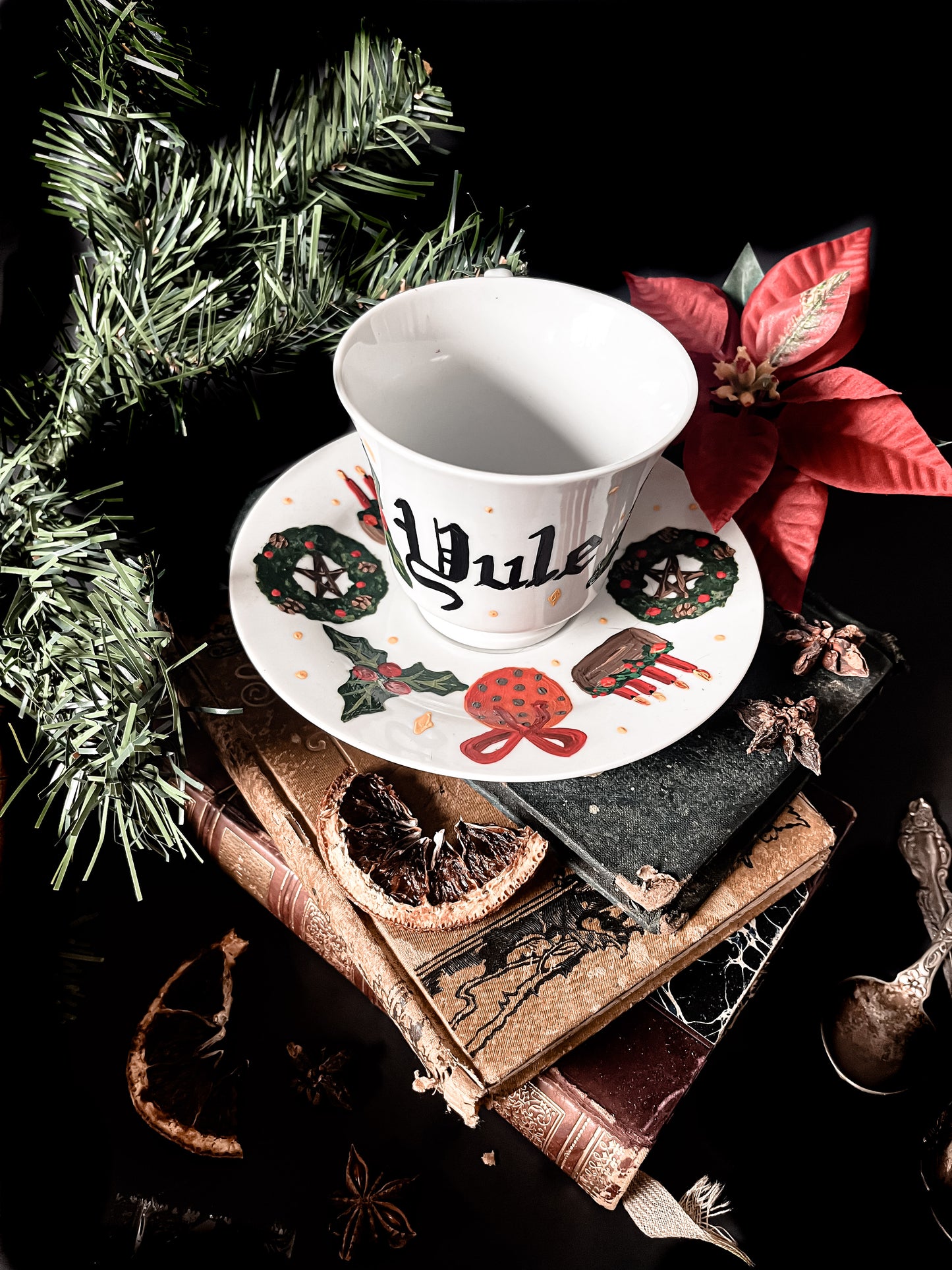 Hand-painted Ceramic „Yule“ Tea Set