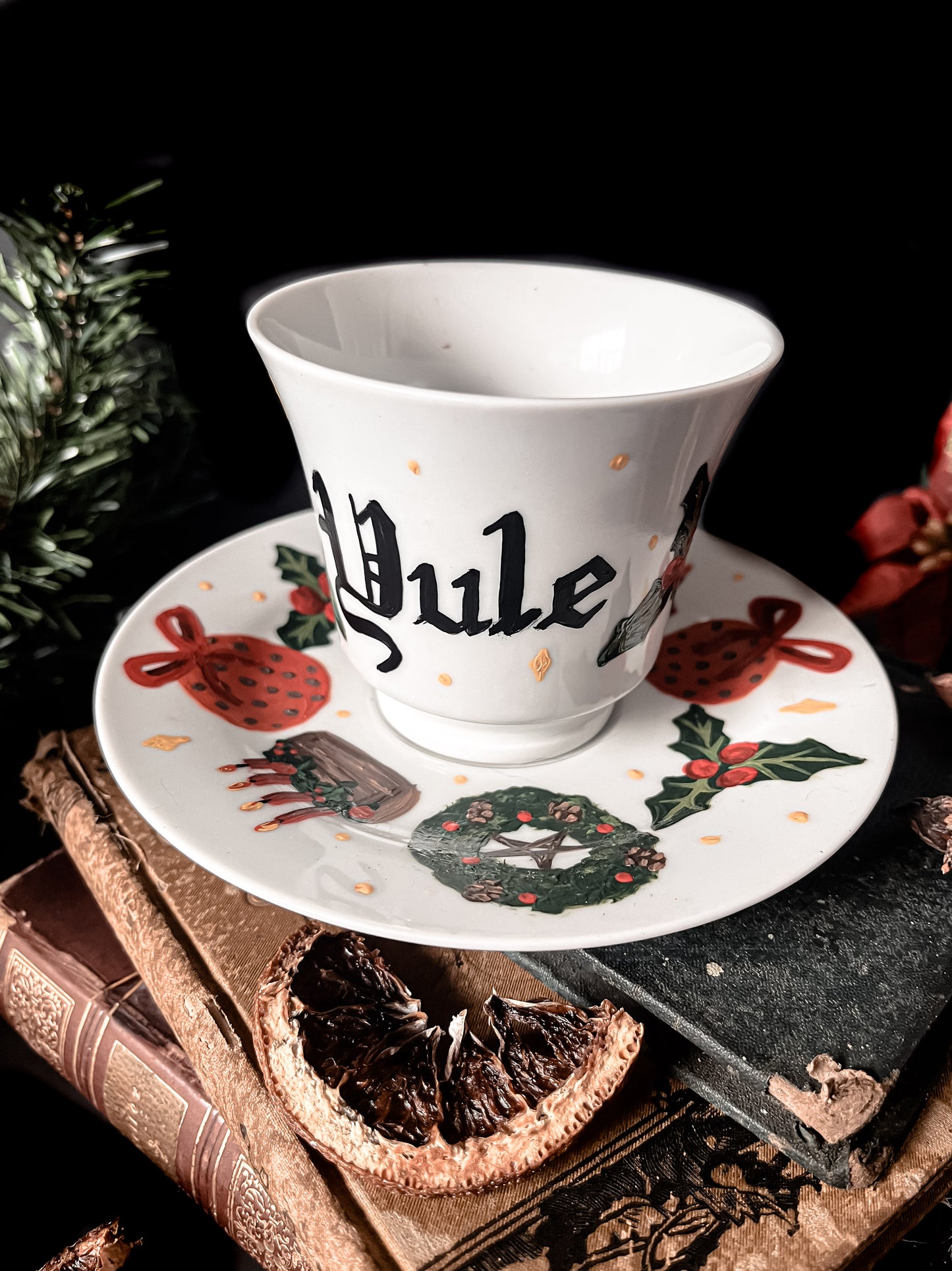 Hand-painted Ceramic „Yule“ Tea Set