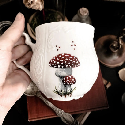 Painted „Poison Mushroom“ mug