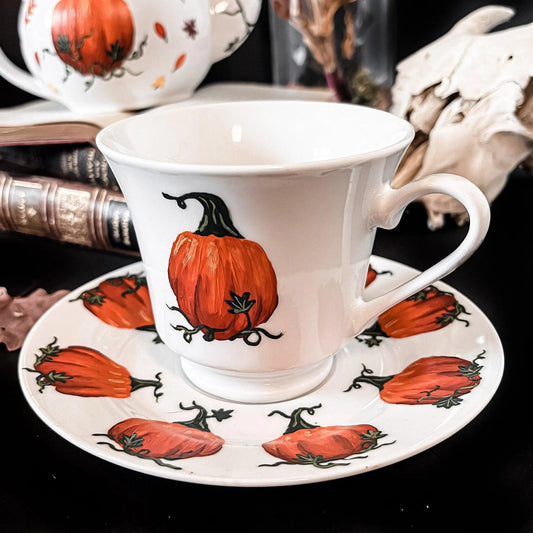 Hand-painted Ceramic „Pumpkin Patch“ Tea Set